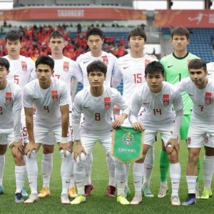 海星直播-没拼到晋级却拼出希望！血性国青5人拼到受伤下场