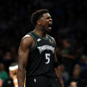 海星体-爱德华兹30+6+6麦科勒姆空砍38分 森林狼大胜老鹰